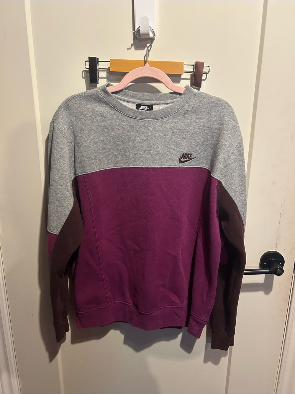 Nike crewneck